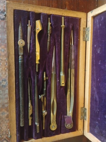 Antico compasso ottone - antico,