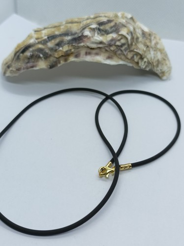Collana filo caucciu nero - caucciu',