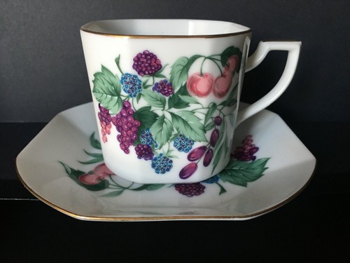 Tazza con piattino frutti - con,