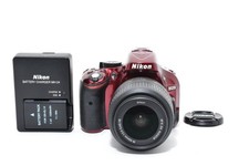 Nikon D5200 rossa 24,1