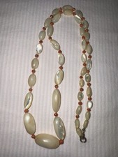 Collana di perle vintage in