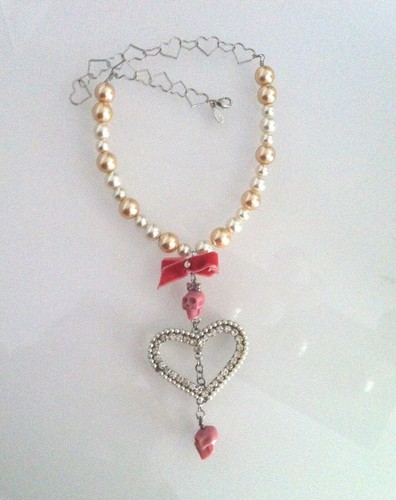 Collana girocollo ciondolo