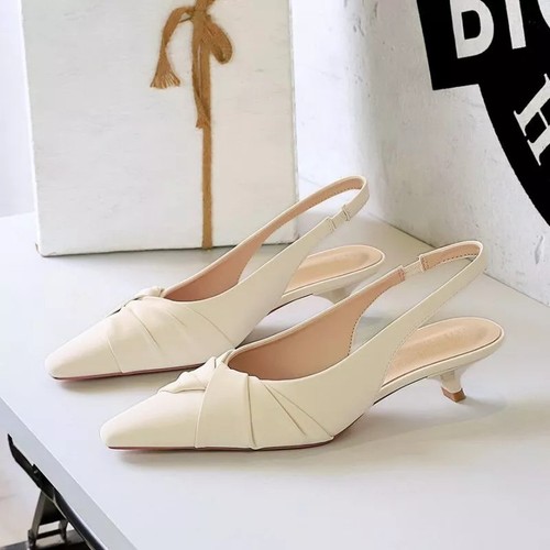 Decolte beige con - con, basso