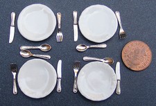 Casa delle Bambole Set Piatti
