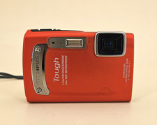 Appareil Photo Numérique Étanche OLYMPUS TOUGH TG-320, 14Mp Japon 2012 +  SD 8Gb