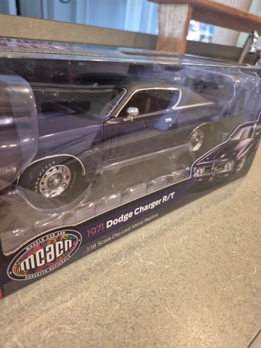 Auto world scala - 1/18,