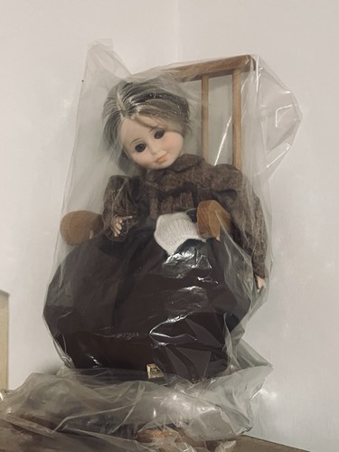 Bambola collezione vintage - da,