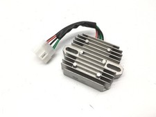 REGOLATORE DI TENSIONE TRIUMPH