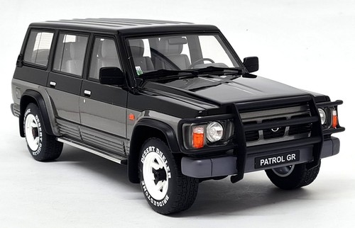 Otto modellino auto - 1/18,