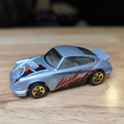 Hot wheels porche - hot, carrera