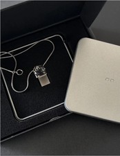 Fred Again Collana USB