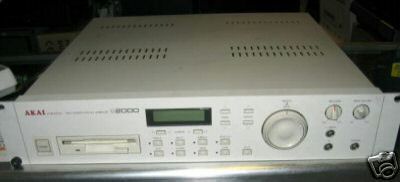 Sampler akai s2000pb stereo - sampler,