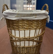 cesta portabiancheria in bambù