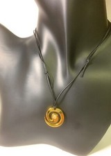 Rebecca Collana uomo donna in