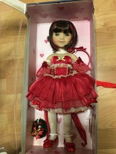 Bambola Ruby Red Fashion