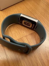 Fitbit Charge 5