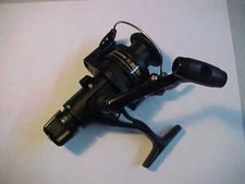 NEW SHIMANO IX R2000  spinning