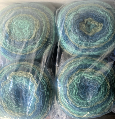 New caron cloud cakes - cloud,