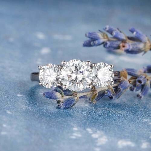 Anello fidanzamento con tre - di,