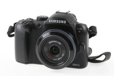 SAMSUNG NX 10 con 20 mm f/2,8