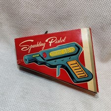 Pistola giocattolo vintage scintillante MF 601 / scintille, flintone, Cina
