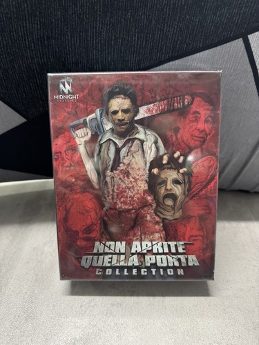 Non aprite quella - aprite, porta