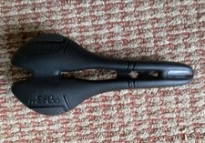 Sella SELLE SAN MARCO Aspide Carbon FX aperta stretta USATA in ottime condizioni