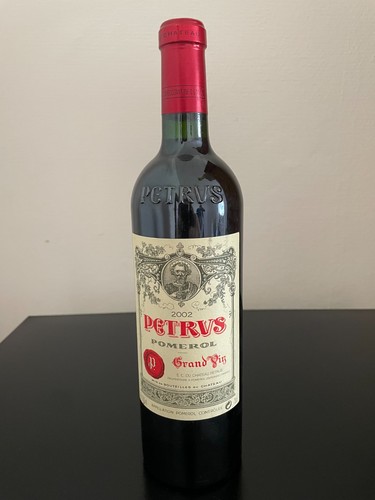 Bouteille château petrus - 1,