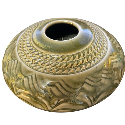 Pottery for living ikebana - living,