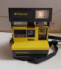 Polaroid 600 SuperColors Yellow Instant Film Camera. Per collezionisti