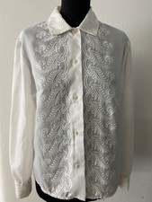 Camicia bianca ricamata |
