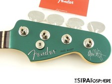 Fender American Adam Clayton