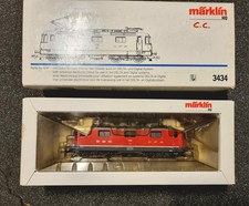 MARKLIN LOCOMOTIVA SBB FFS RE 4/4  11162  IN C.C Livrea ROSSA  Ep. IV  Art. 3434