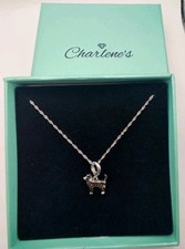 Collana con ciondolo - , border