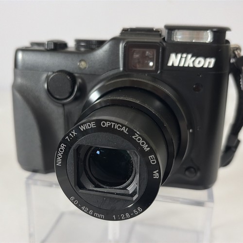 Nikon coolpix p7100 7 1x - mp, 7,1x