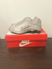 Nike Shox R4 "College Grey"