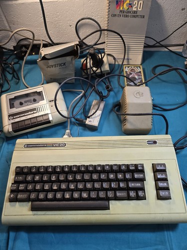 Vecchio computer vintage - vecchio,