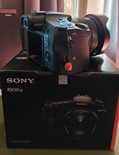 Sony Cyber-shot DSC-RX10 IV -