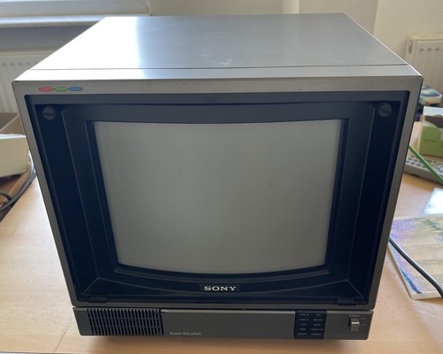 Sony pvm 1371qm inch - 13”,