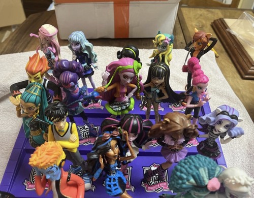 Monster high lot - monster,