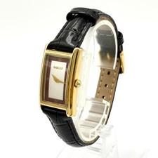 Orologio GUCCI 2600L, rosso