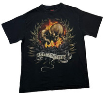 T-shirt nera a maniche corte