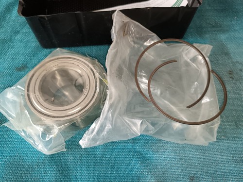 Kit cuscinetti ruota anteriore