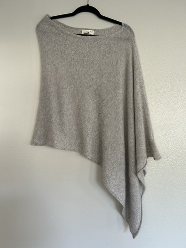 Poncho asimmetrico cynthia - poncho,