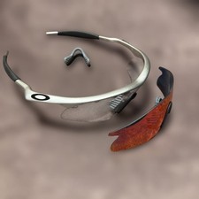 Occhiali da sole Oakley M