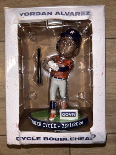 Yordan alvarez cycle - yordan,