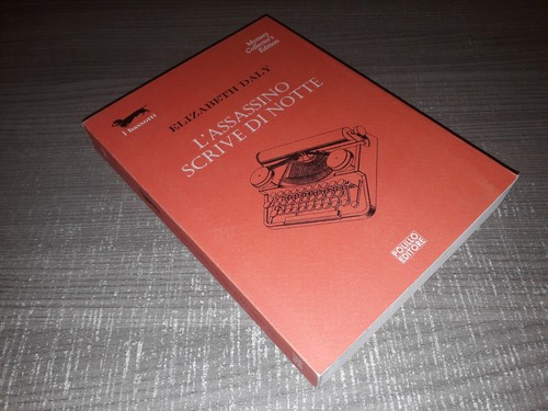 Assassino scrive notte - l'assassino,