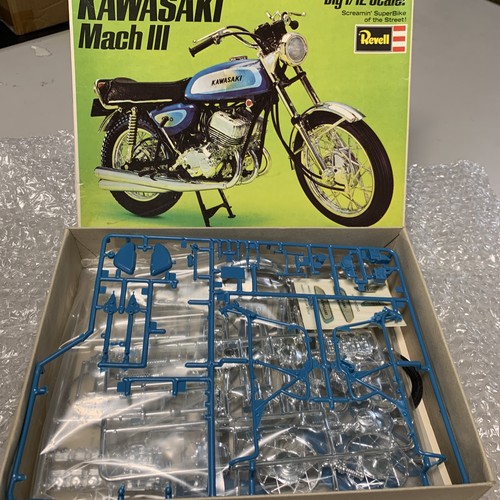 Kawasaki mach iii revell - kawasaki,