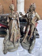 Antica coppia statue donna/uomo in antimonio sulla scala