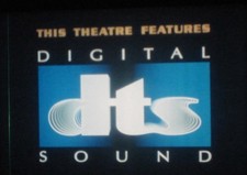 Earnest Saves Christmas / The